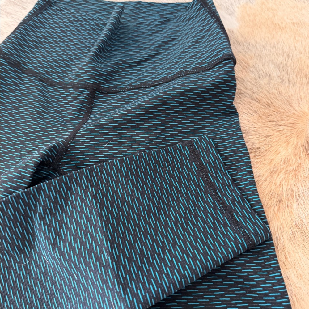 Lululemon High Times Pant (Luxtreme) Score Jacquard Black Indian Ocean Size 4 - Picture 16 of 16